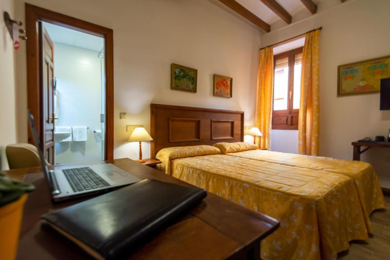 דניה Hostal Loreto מראה חיצוני תמונה