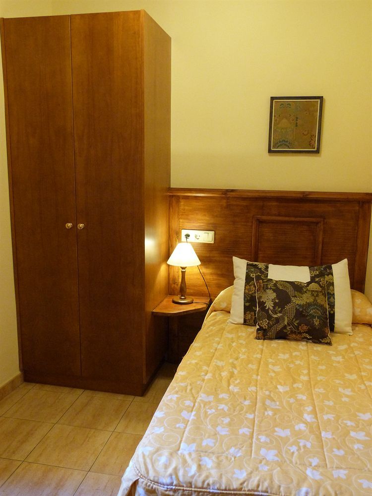 דניה Hostal Loreto מראה חיצוני תמונה